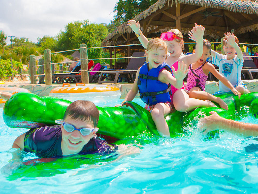 The Resort At Schlitterbahn Нью-Браунфелс Екстер'єр фото