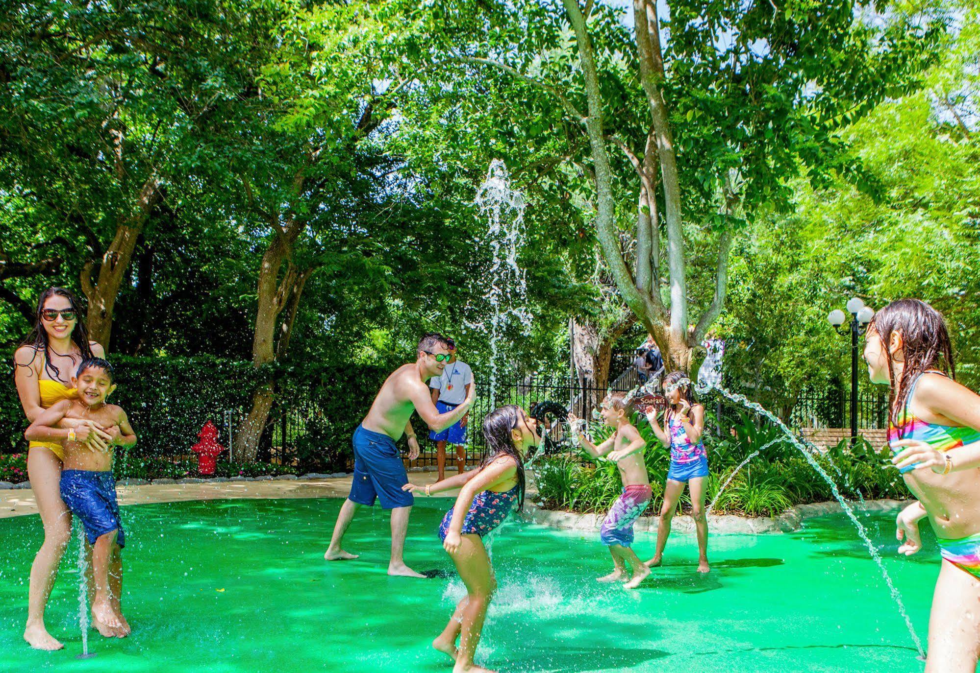 The Resort At Schlitterbahn Нью-Браунфелс Екстер'єр фото